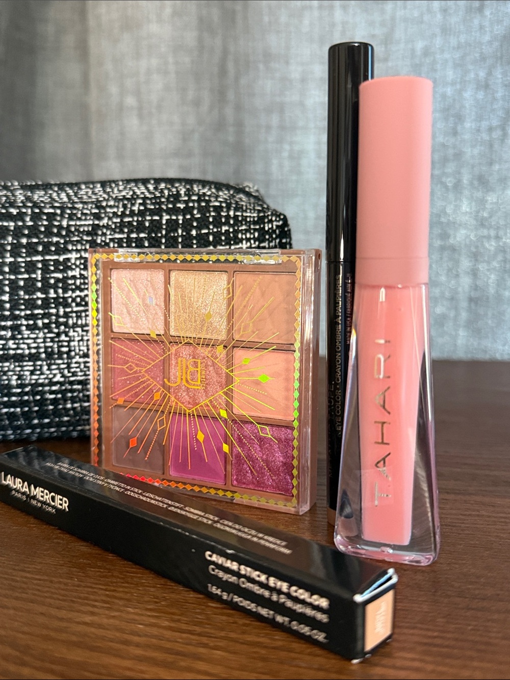 laura mercier Eyeshadow Stick, Eyeshadow Palette Black Tweed Makeup Bag, 🍒 Charm - Picture 8 of 9